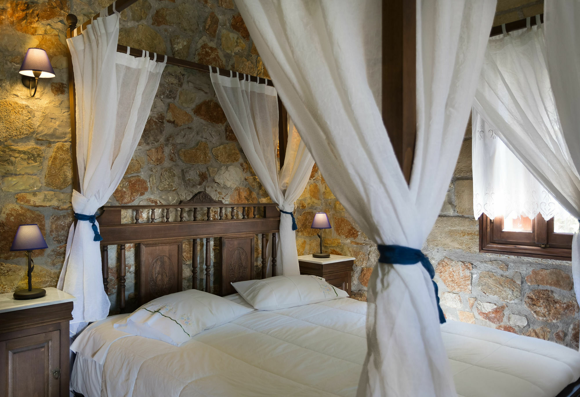 Klymeni Traditional Homes Apartment