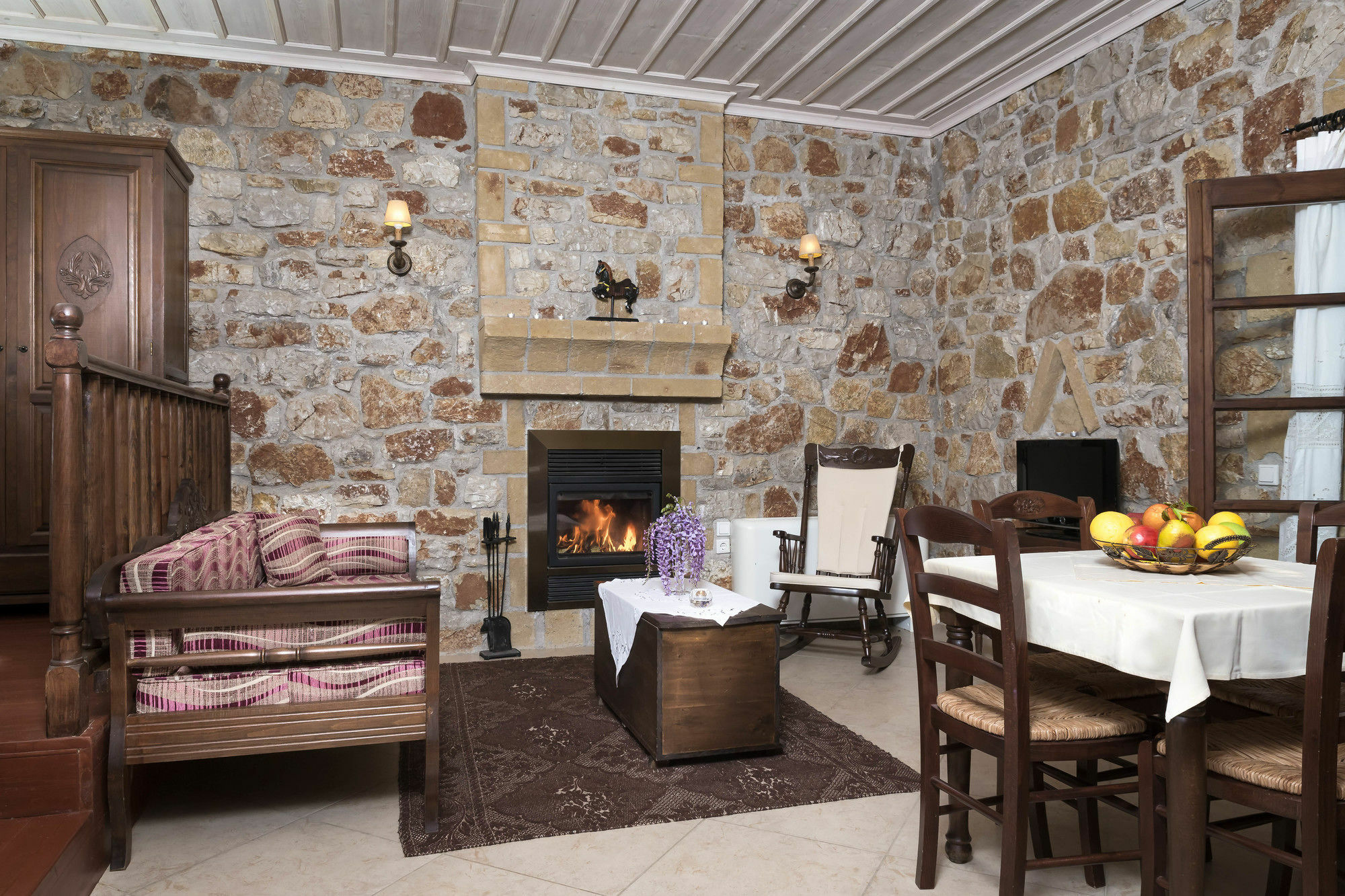 Klymeni Traditional Homes *