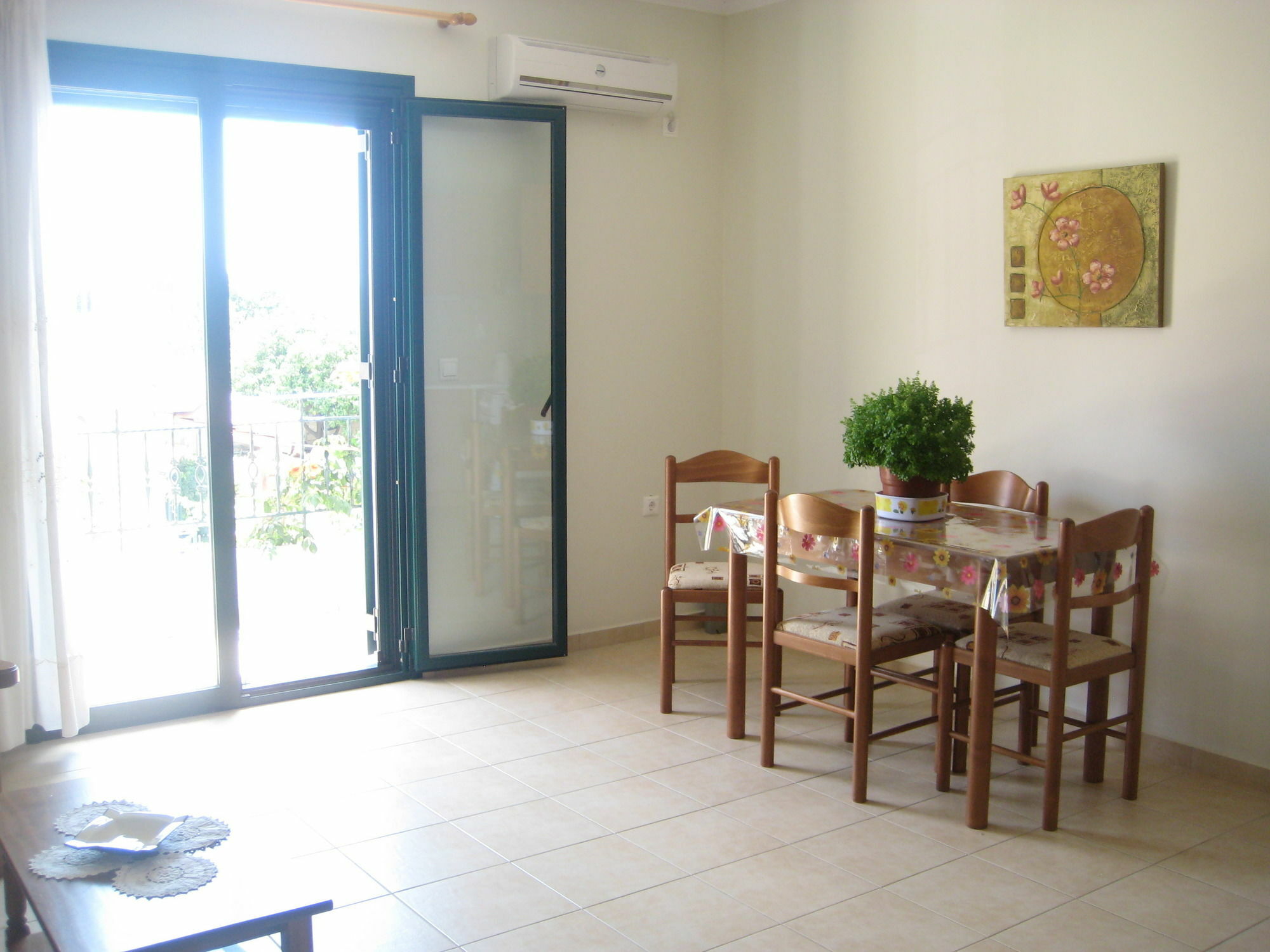Apartment Giannos *