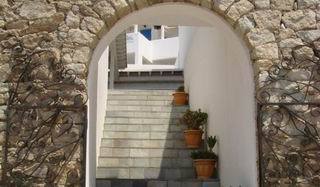 Avra Hotel