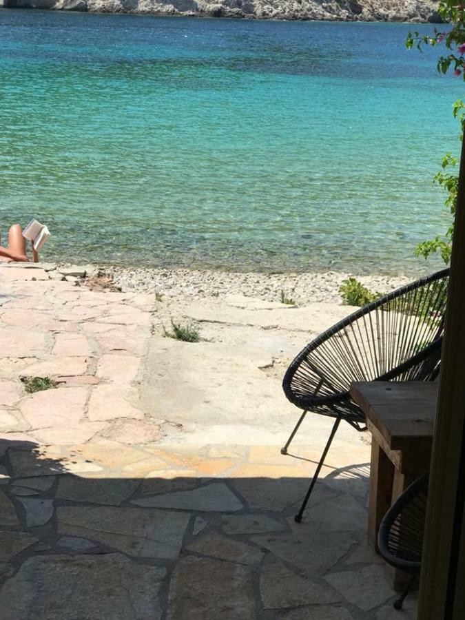 Apartment Assos Sea Front