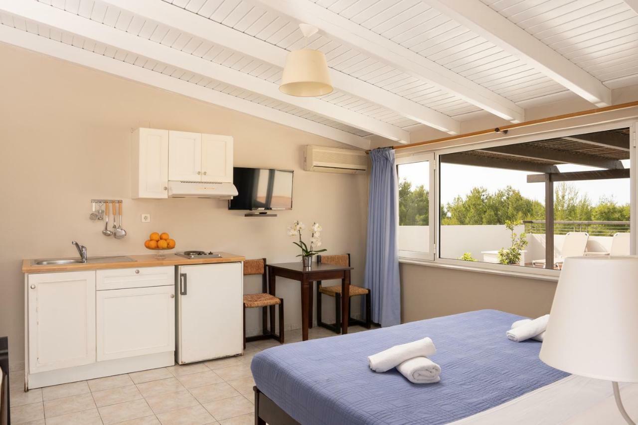Aparthotel Talos 3*