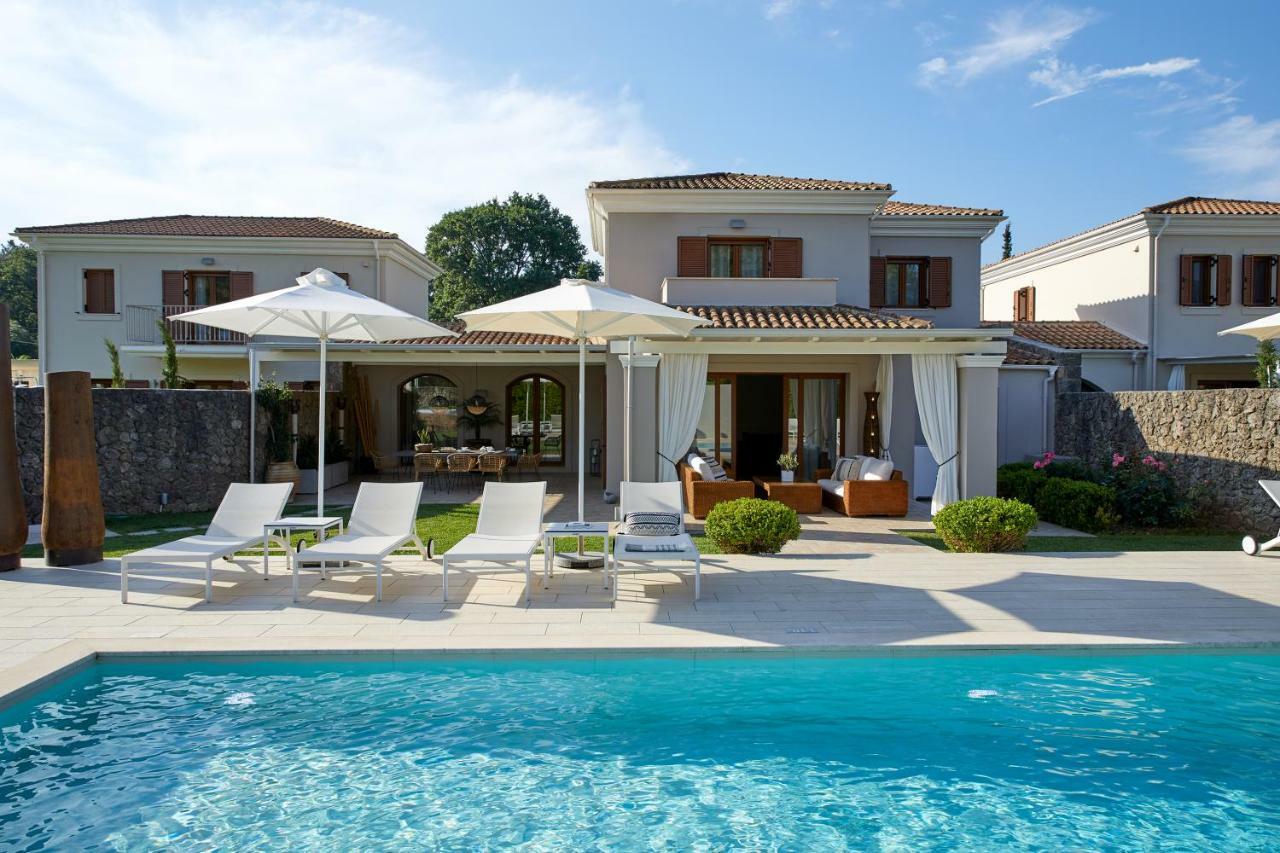 S & O Corfu * Dassia (Corfu)