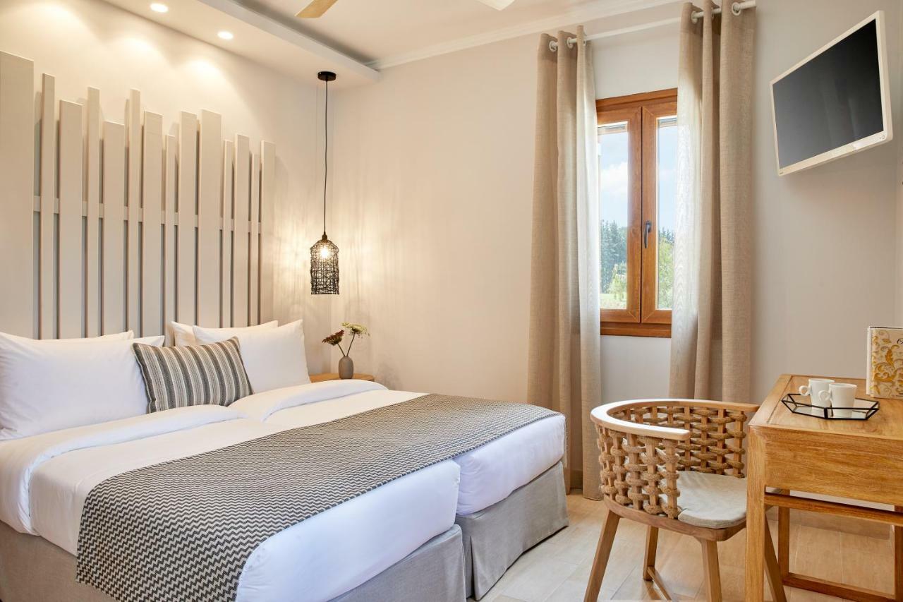 S & O Corfu Villa Dassia (Corfu)