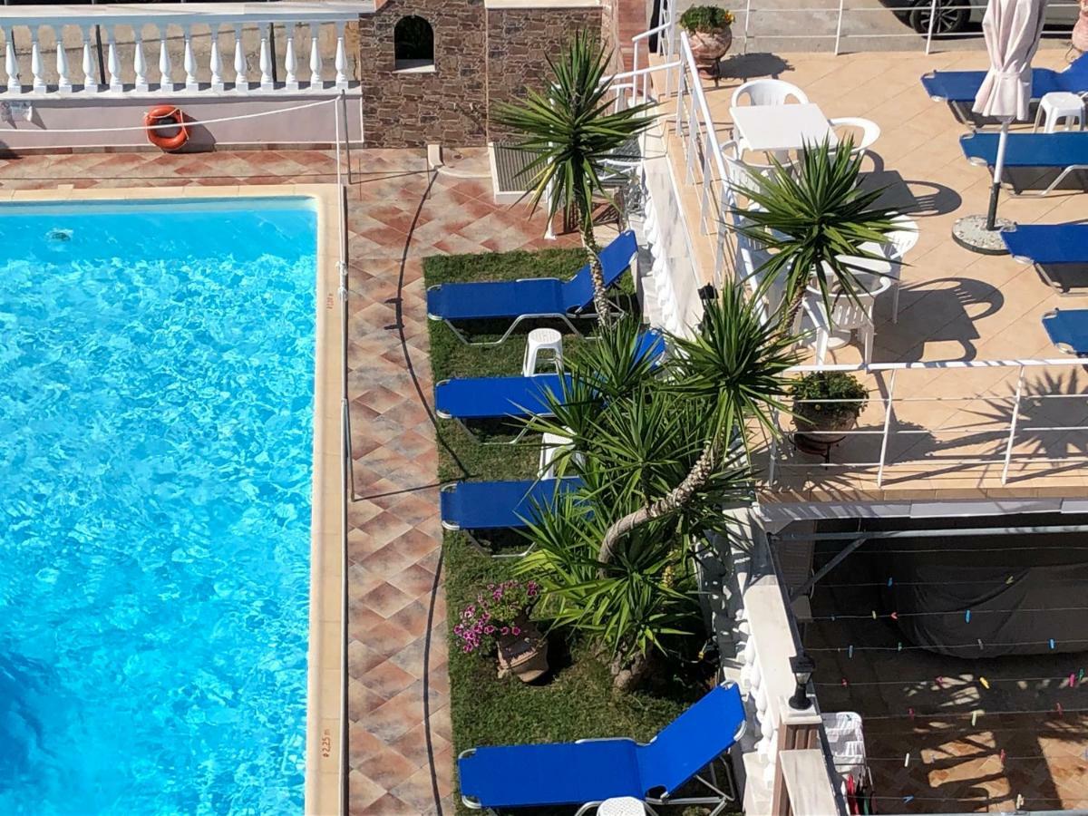 Villa Mary 1 Aparthotel Skala Sotiros