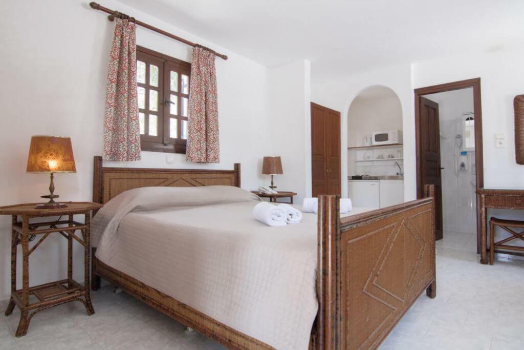 Aparthotel Eden Park 3*