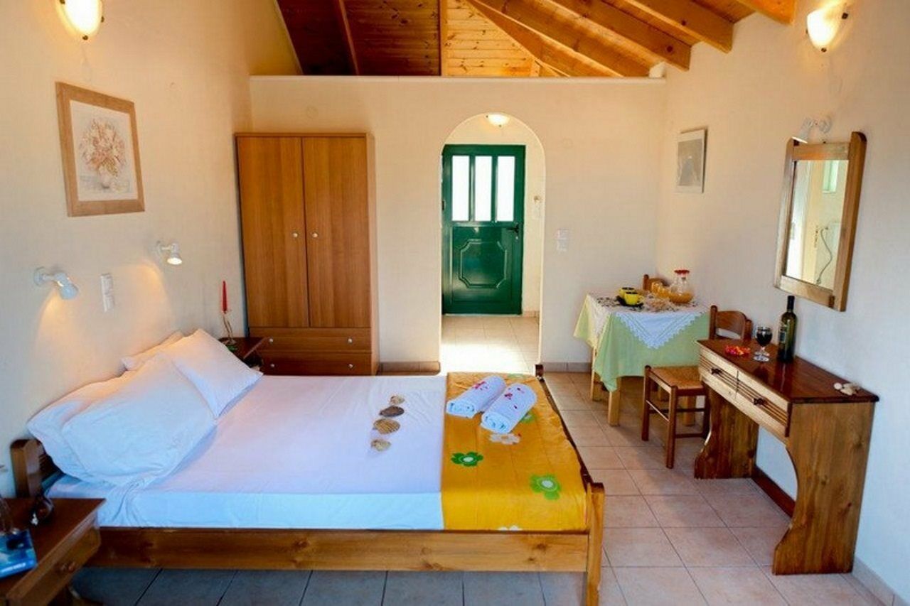 Herodotos Aparthotel 3*
