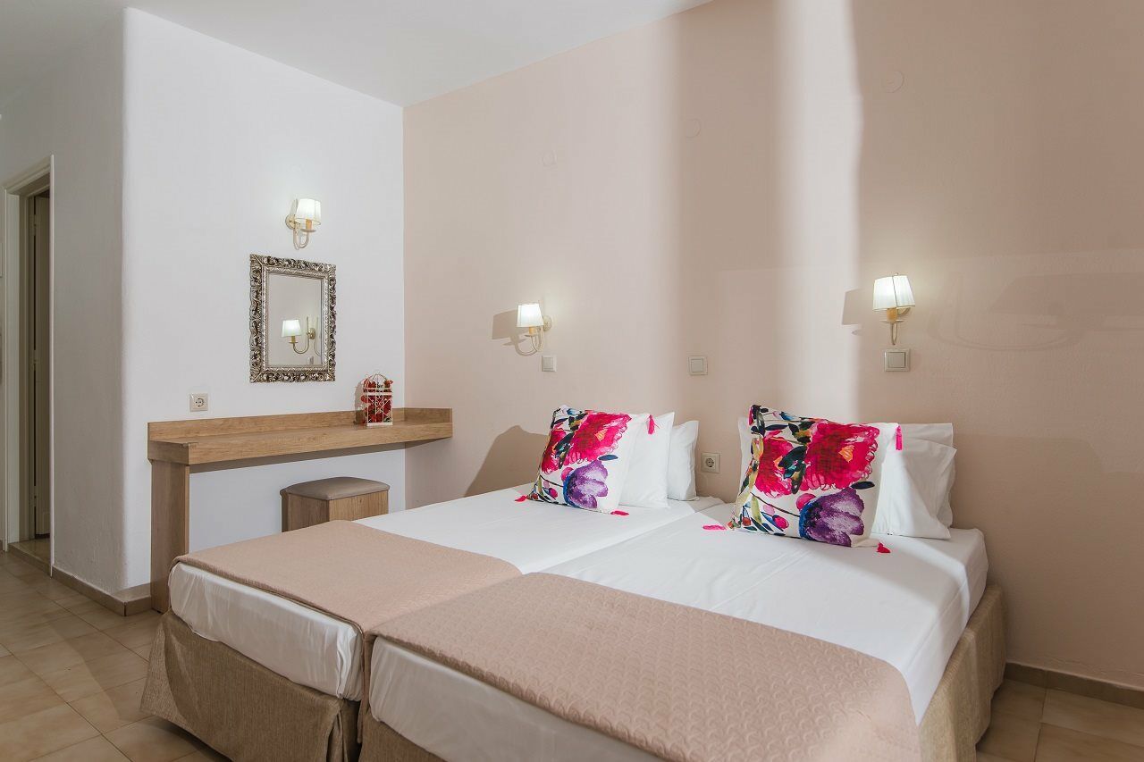Emerald Hotel