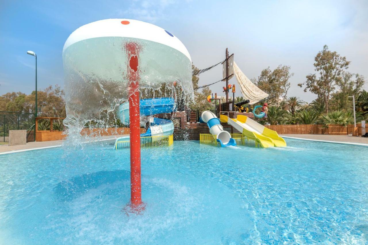 Caravia Resort