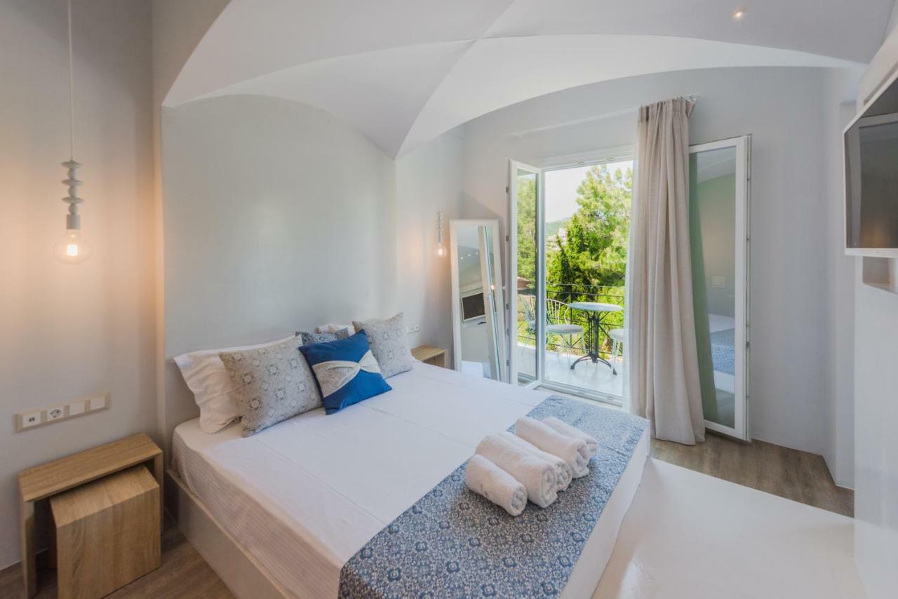 Electra Luxury Aparthotel 2*