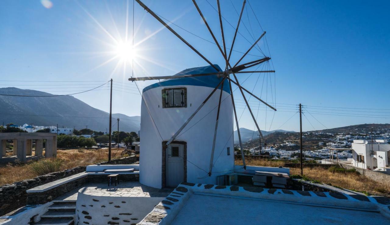 Windmill Arades * Apollonia (Sifnos)