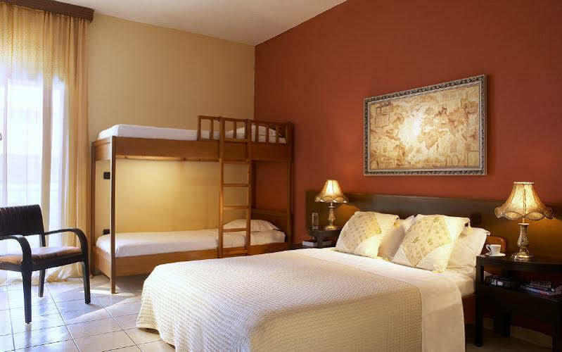 Hotel Pelli 3*