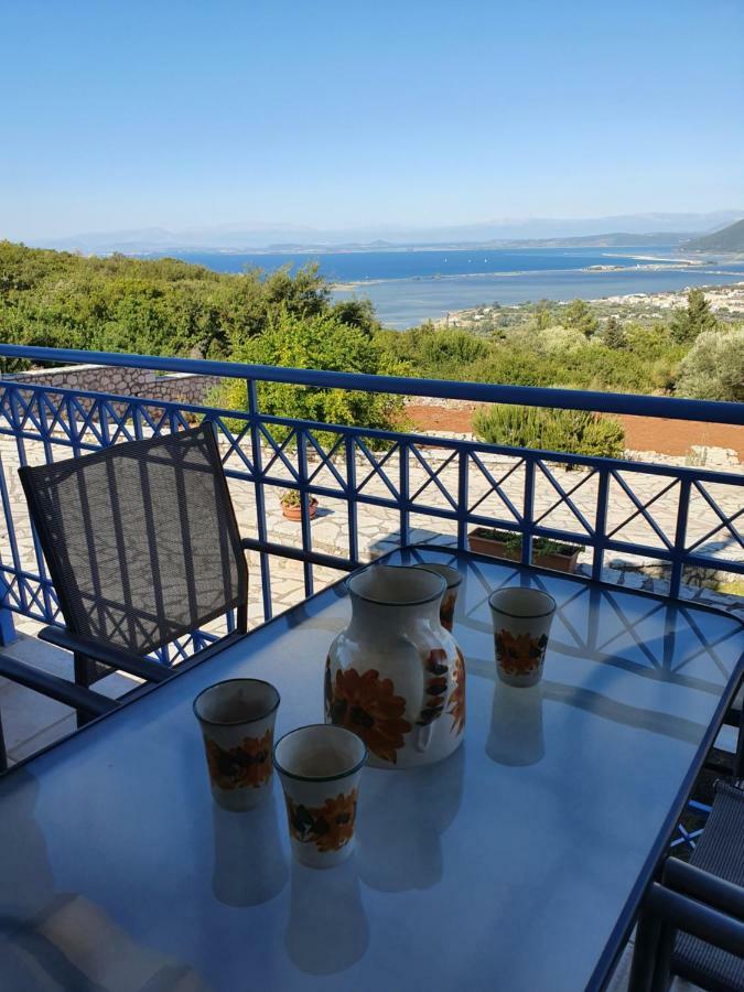 Polikarpos Villa Tsoukaladhes