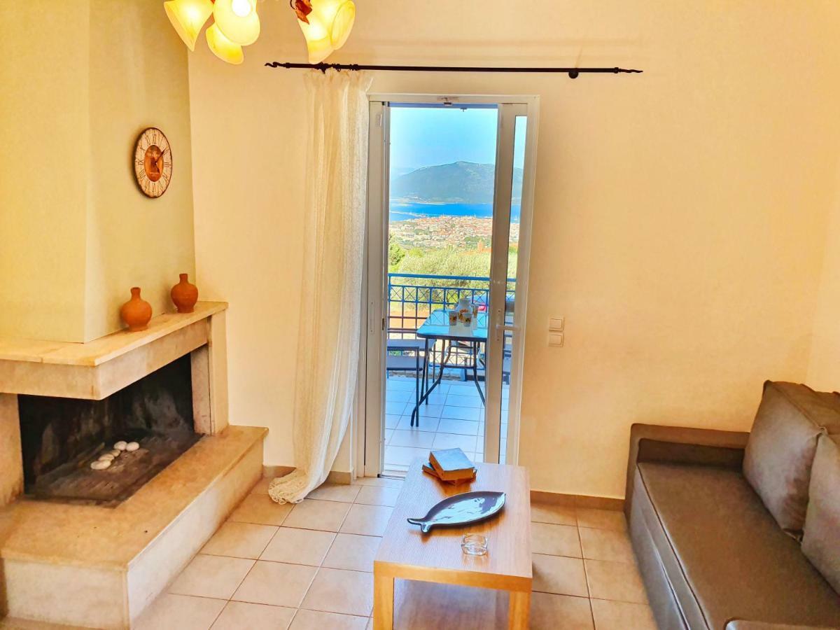 Villa Polikarpos Tsoukaladhes