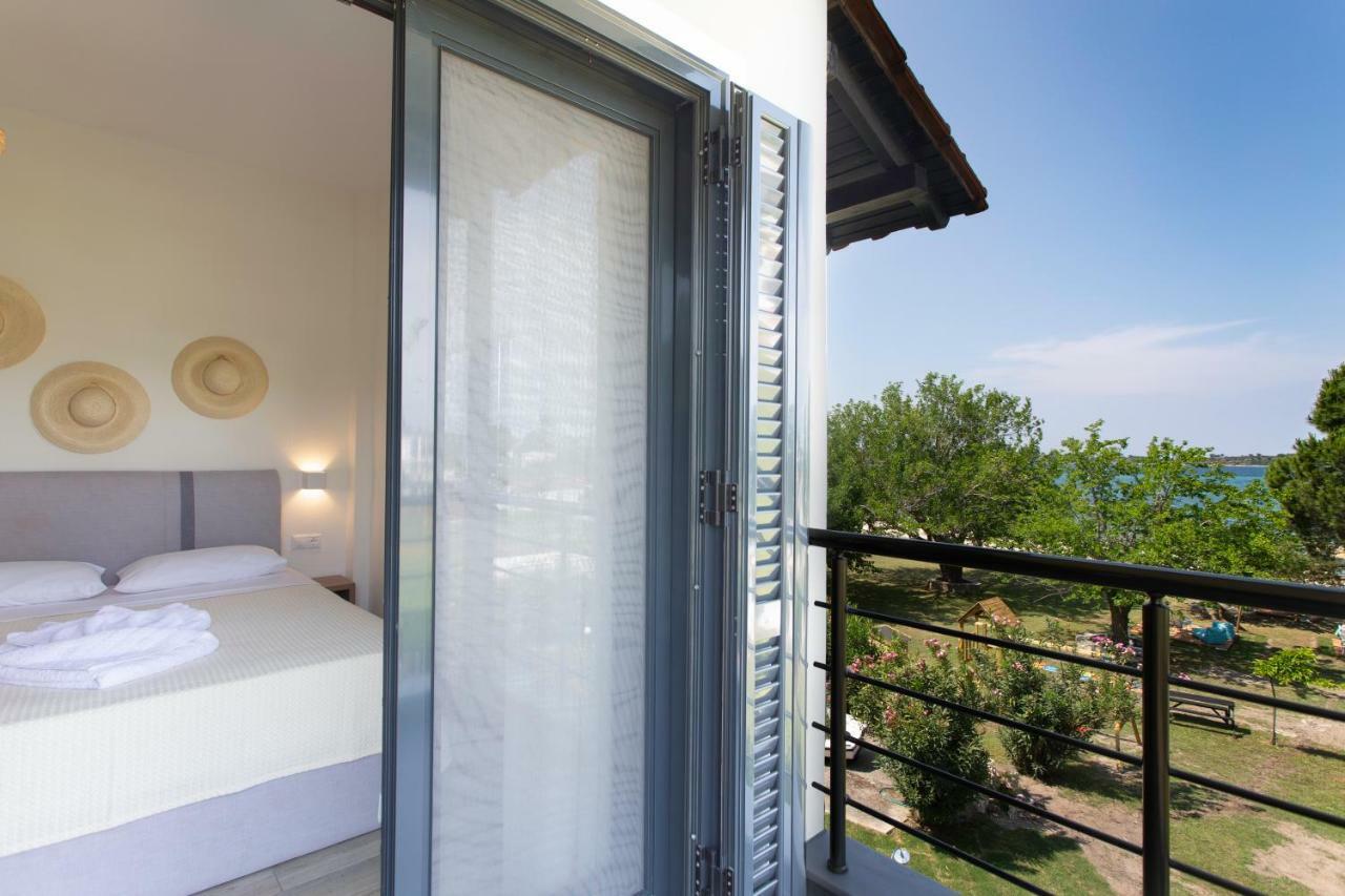 Aparthotel Kokkinos