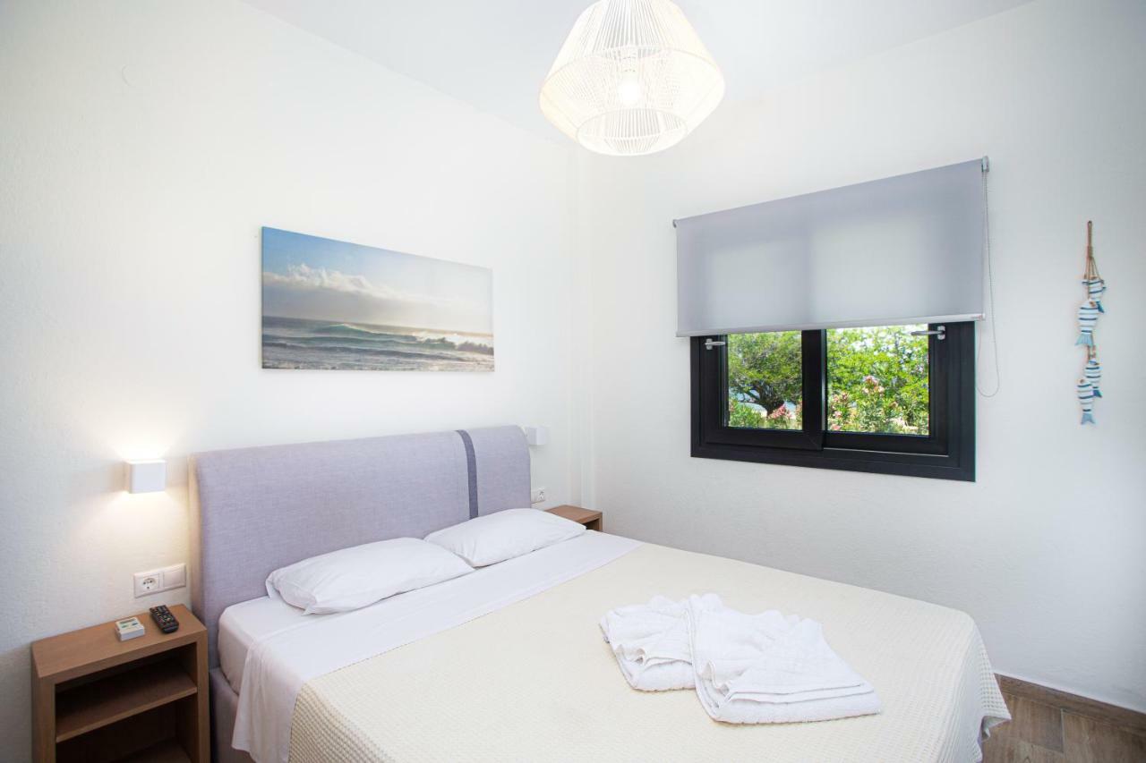 Aparthotel Kokkinos