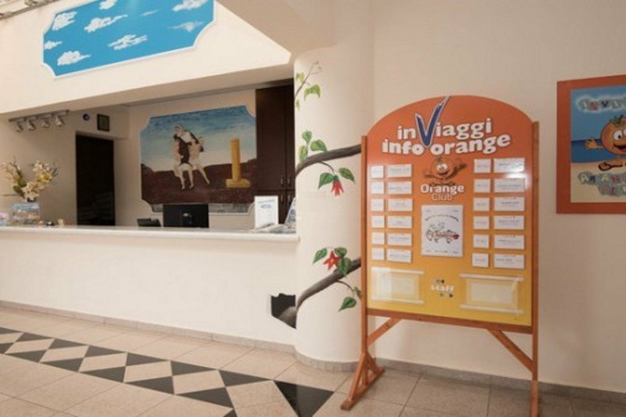 Diagoras Club Aparthotel 3*