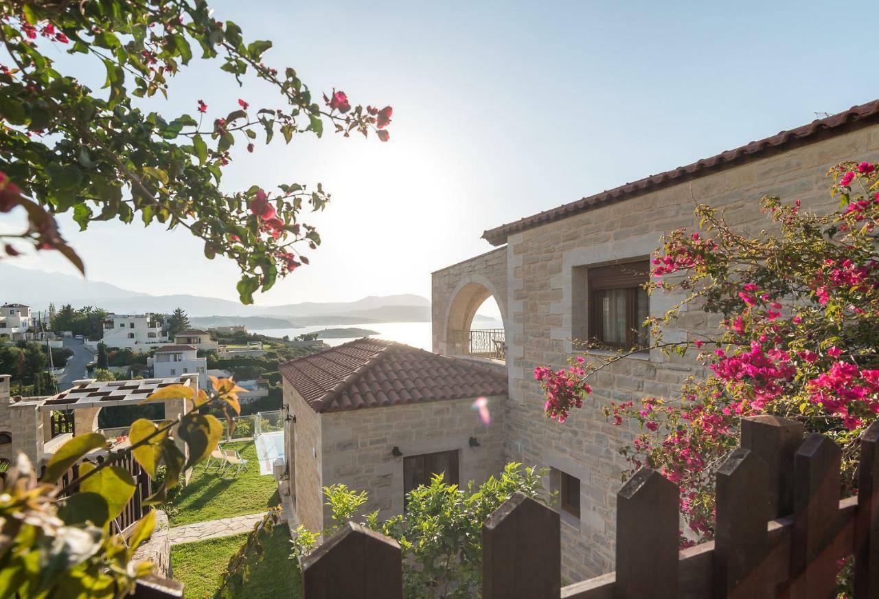 Hectoras In By Apokoronas-villas *