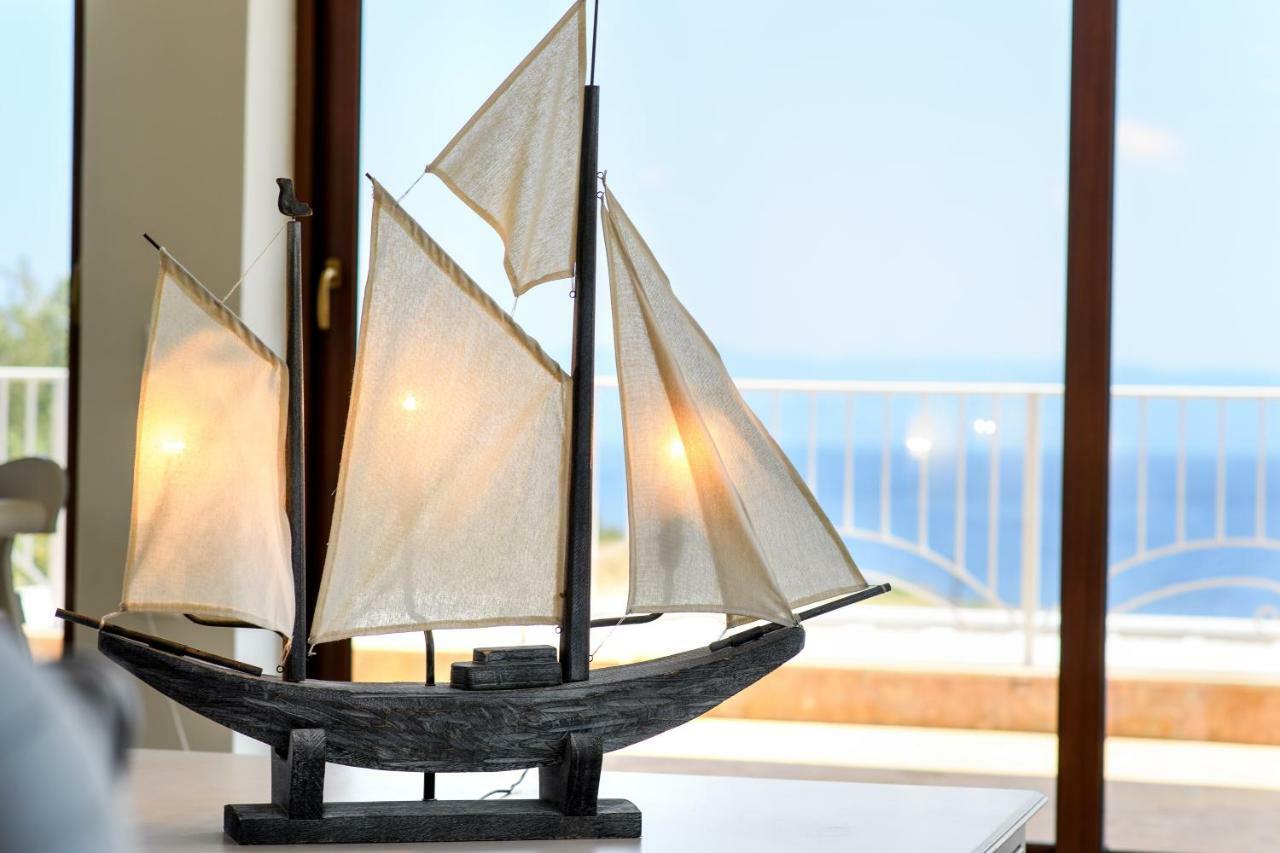 Apartment D'oro - Luxury & Paliouri