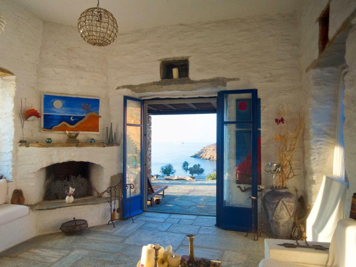 Villa Amelia Beachfront