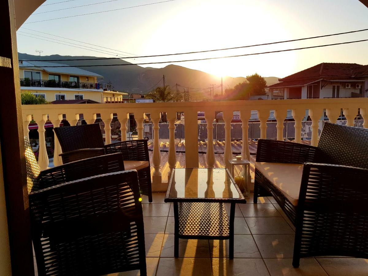 Mojo Modern * Alykanas (Zakynthos)