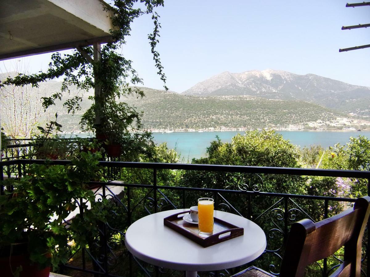 Vaso's Bay House Holiday home *