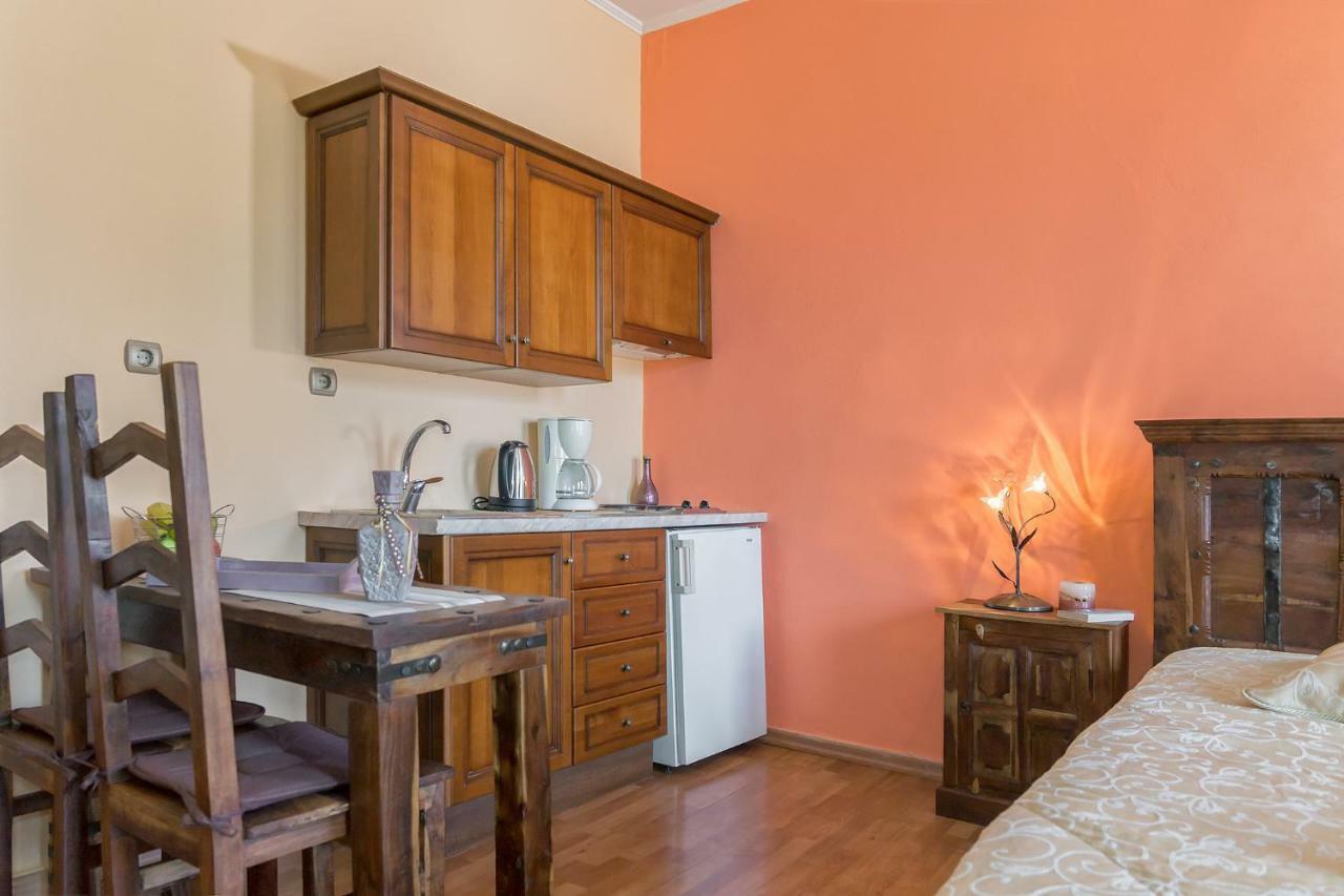 Elois Apartment