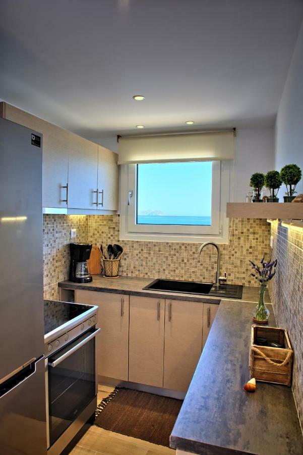 Seashell Seafront Villa *
