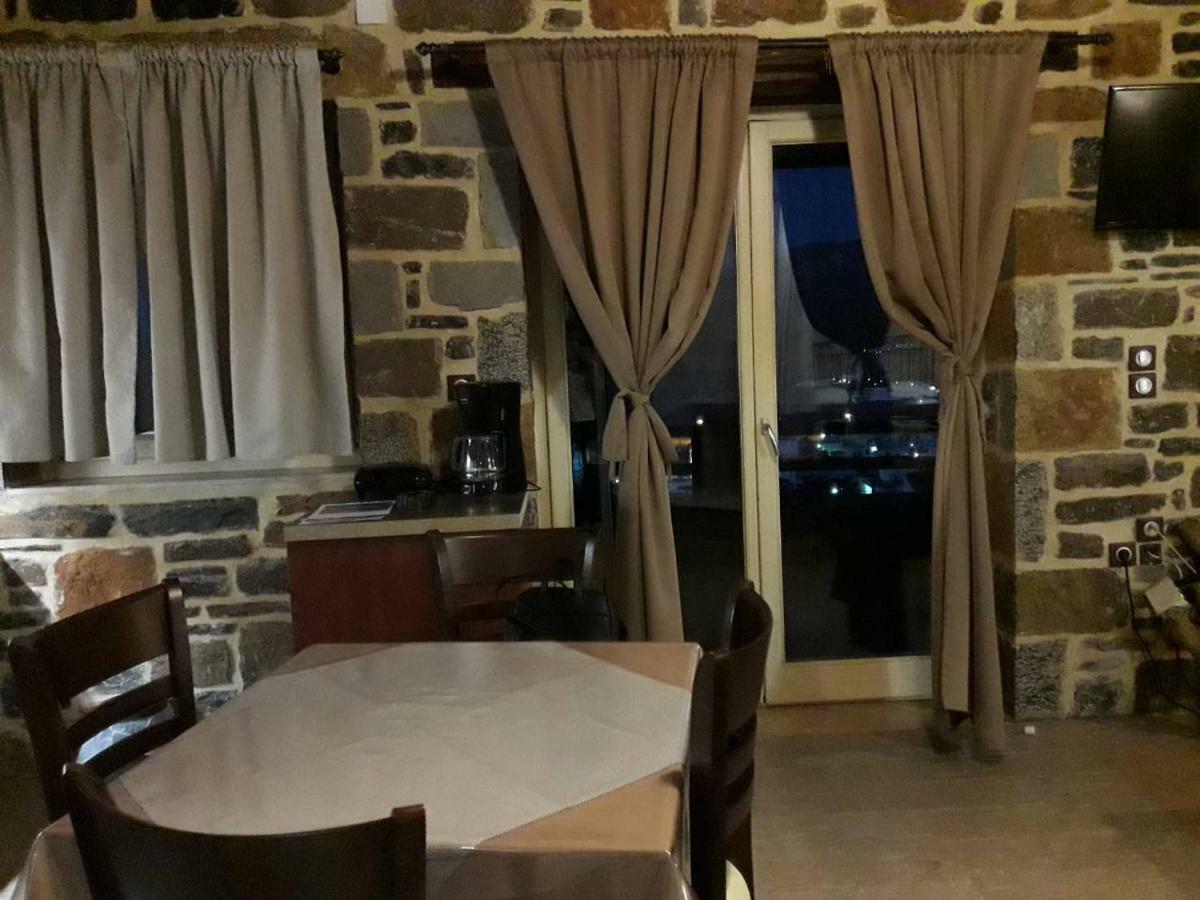 Amfi Sea View Apartment Fry