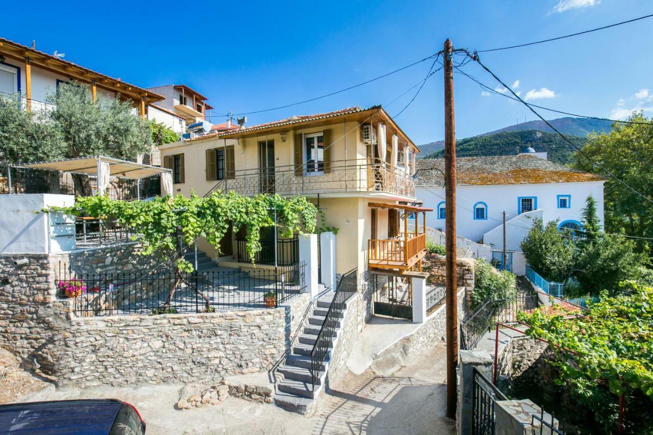 Holiday home Sotiria's House *