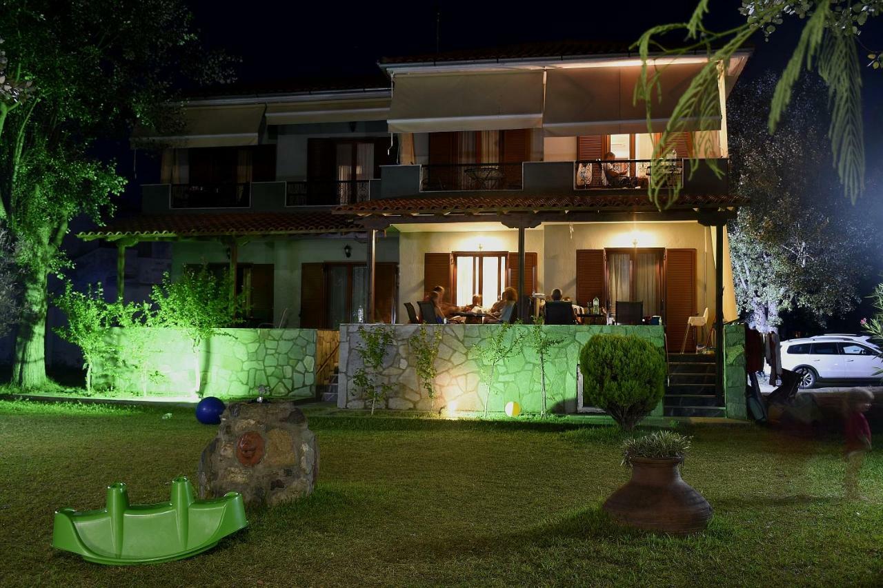 Apartment Anna Pousi & *