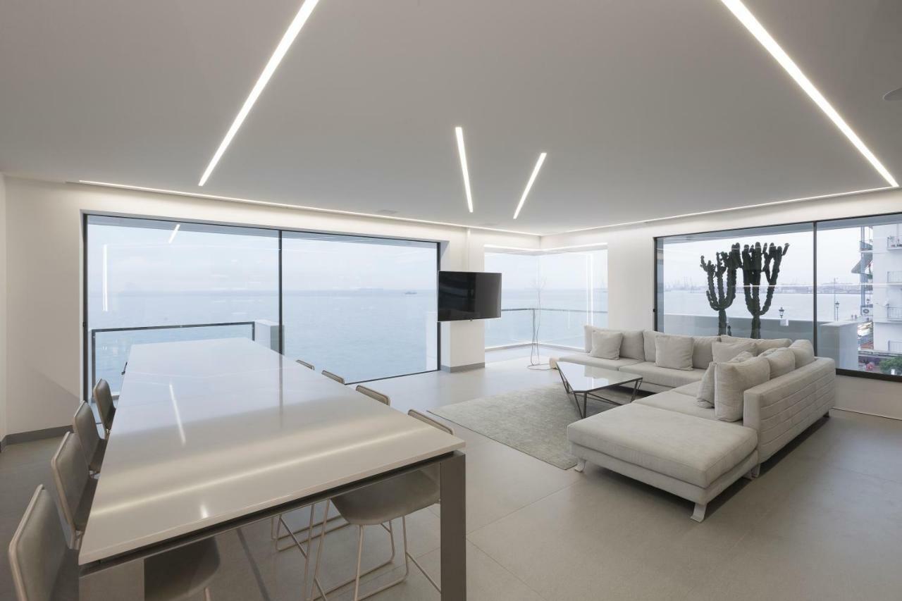 Infinity Sea View Apartment *