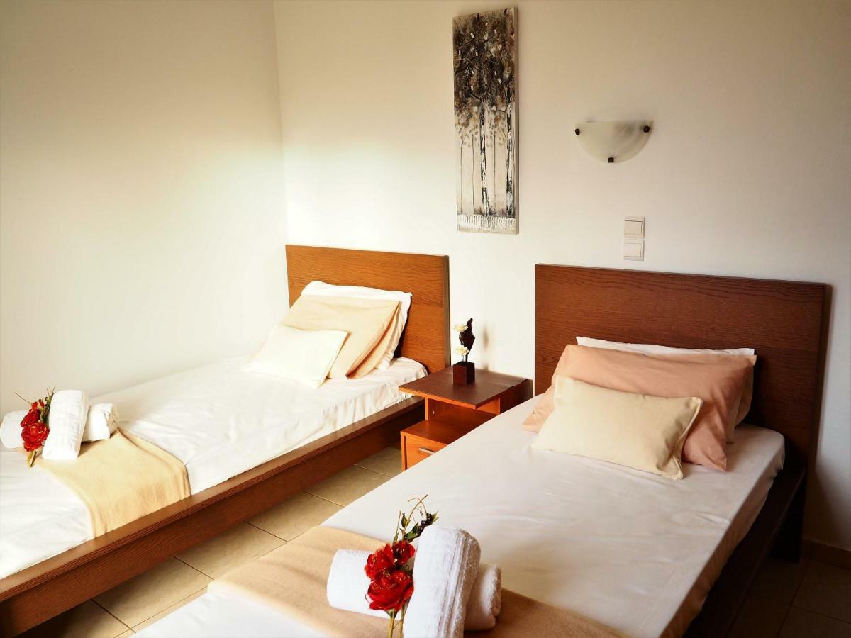 Casa Di Kampos Apartment *