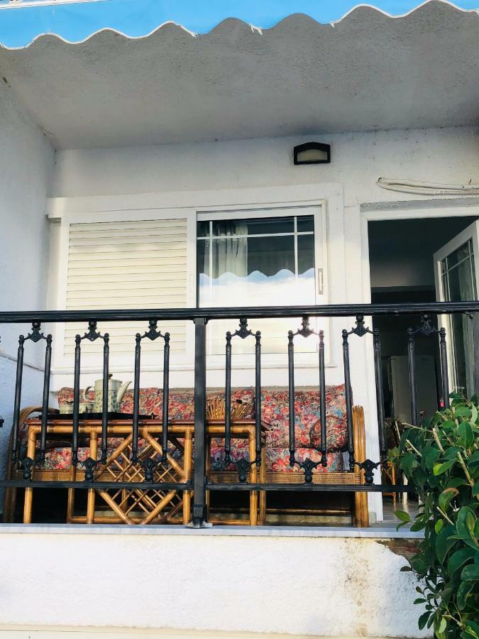 Holiday home Seafront Maisonette In *