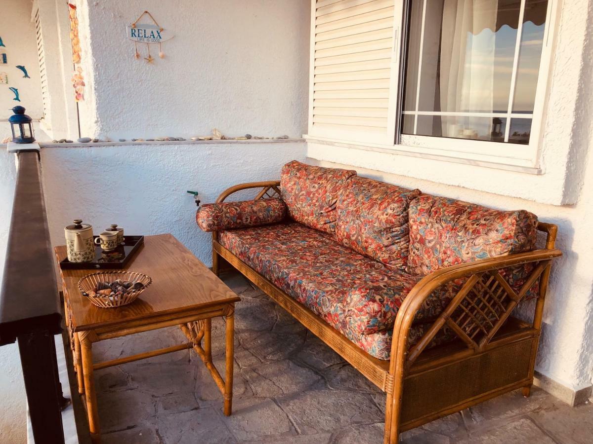 Holiday home Seafront Maisonette In *
