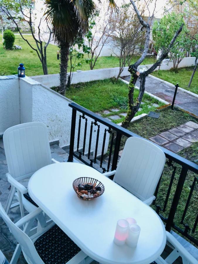 Holiday home Seafront Maisonette In *