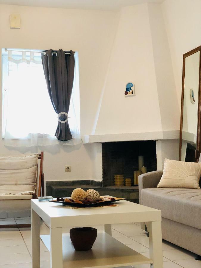 Seafront Maisonette In * Fourka