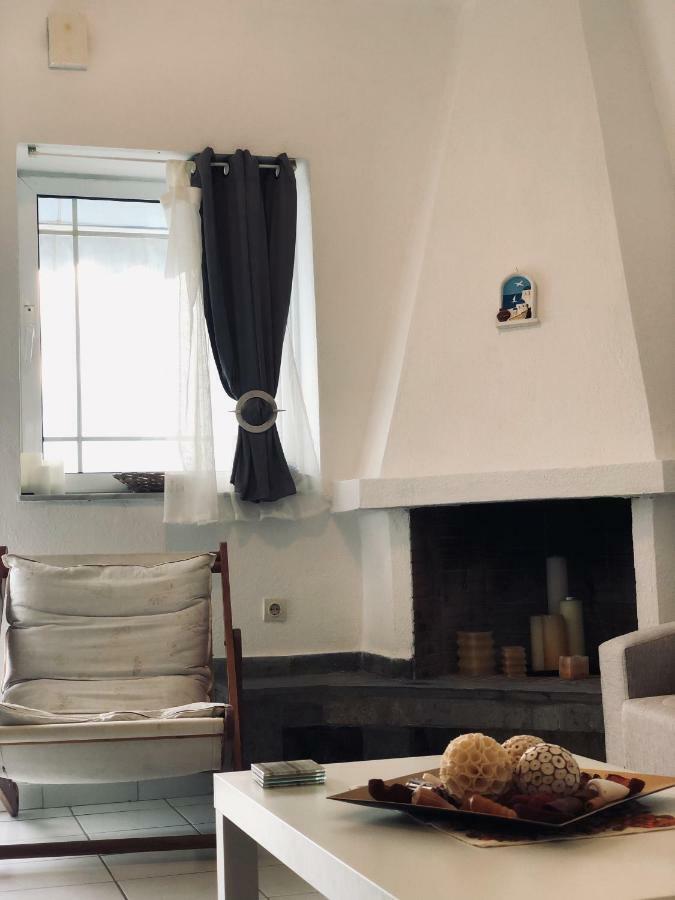 Seafront Maisonette In Holiday home *