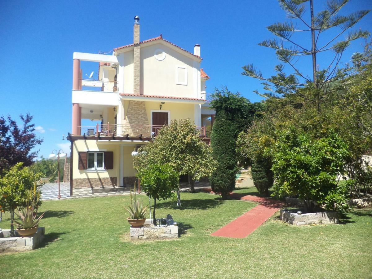 Holiday home Elpida Svoronata