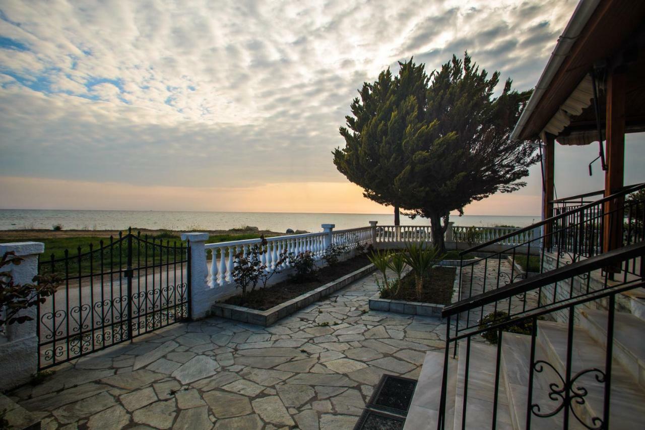 Holiday home Halkidiki Seafront House
