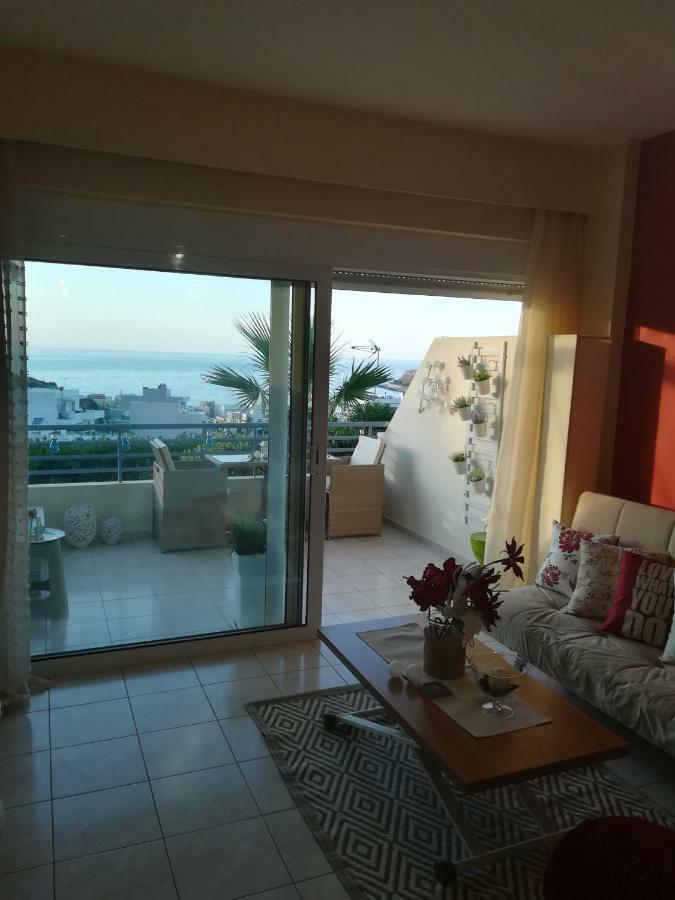 Apartment Sea View Cozy Near Center Of Town *