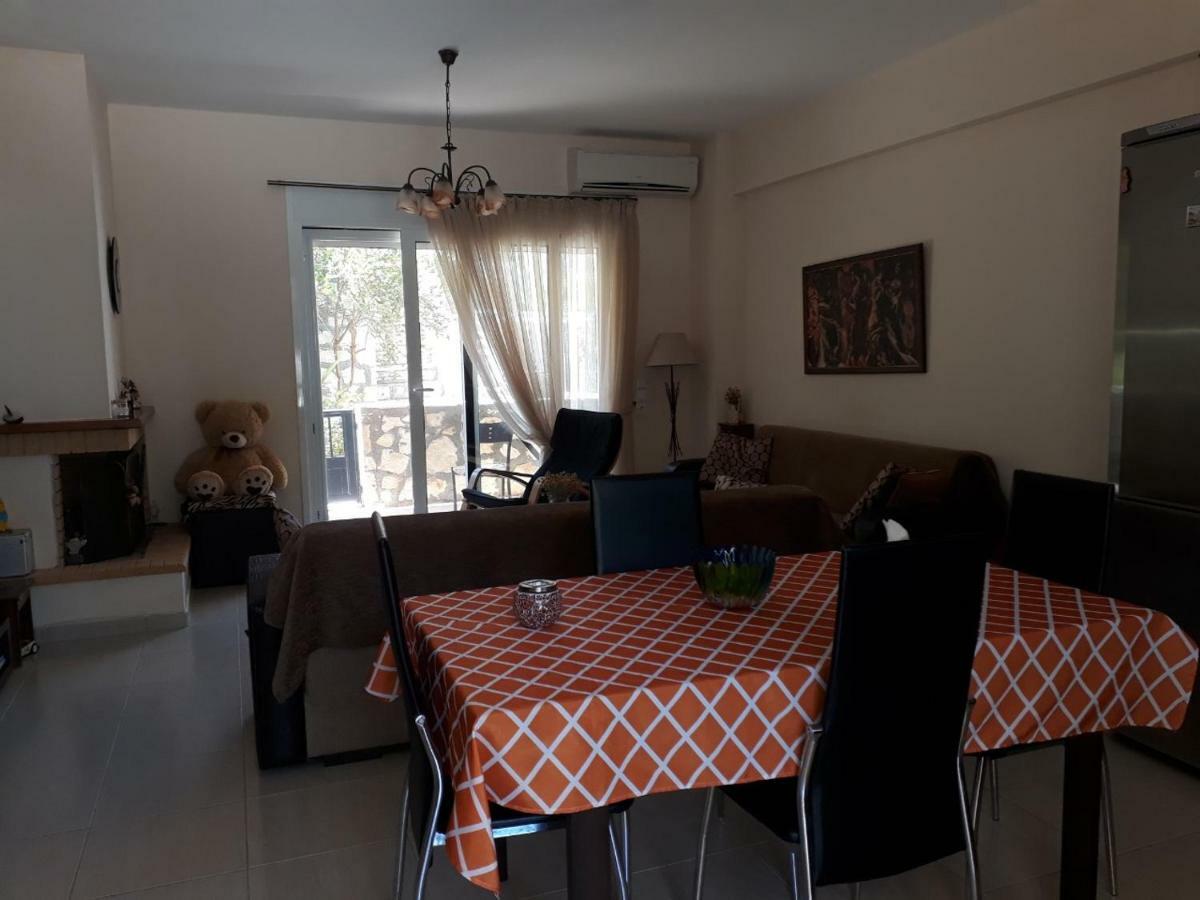 Merastri Villa *