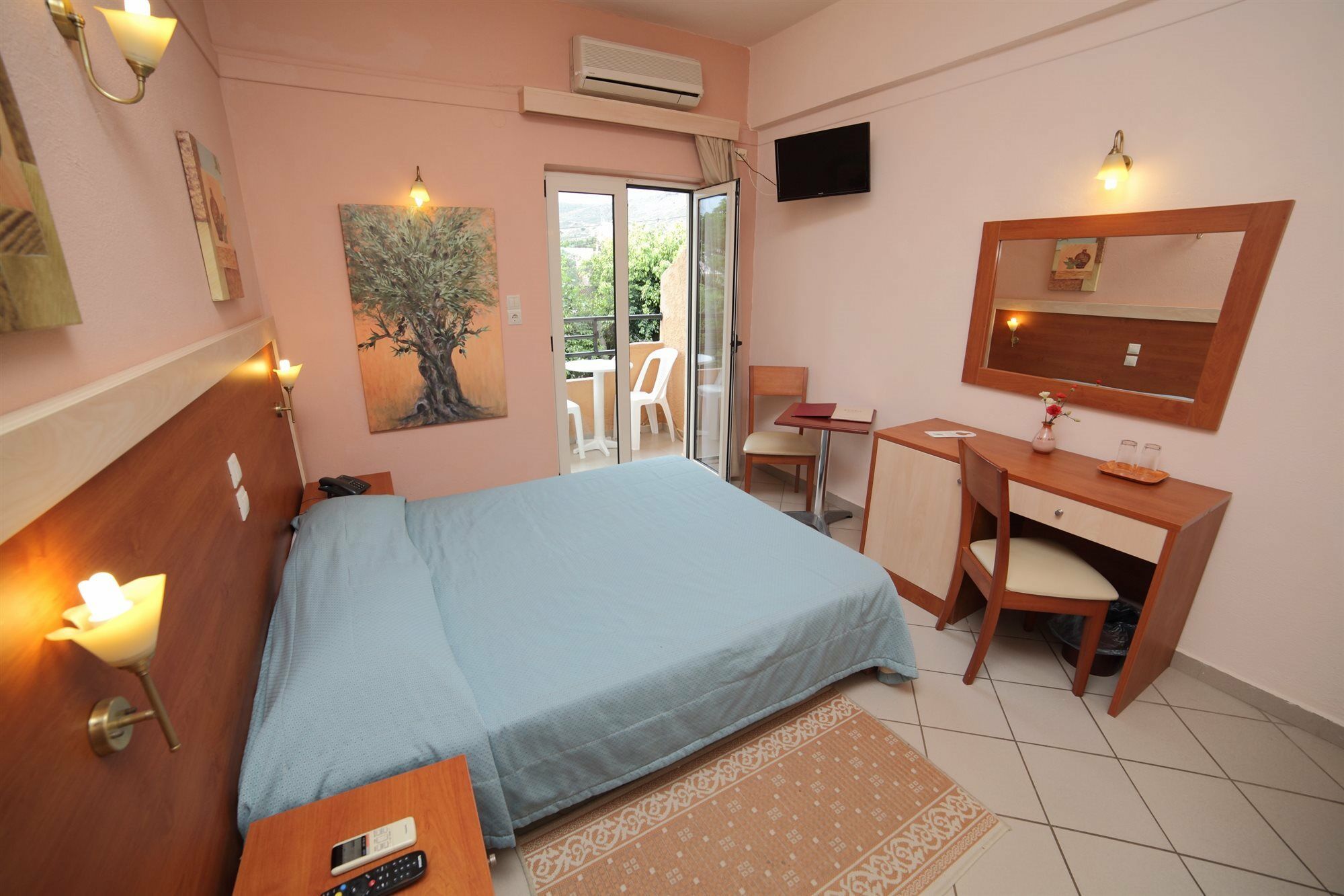 Hotel Erato