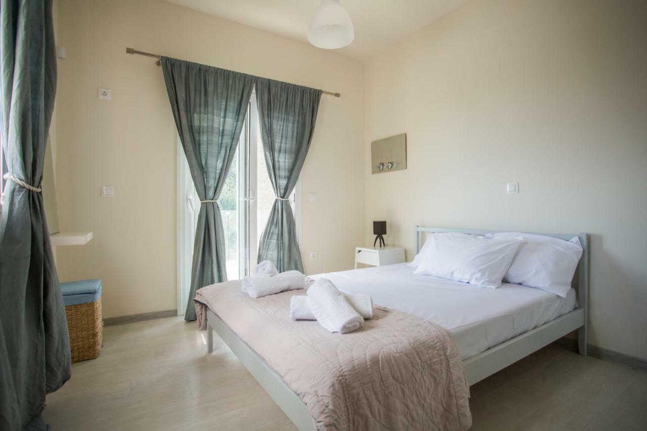 Hill House Villa *