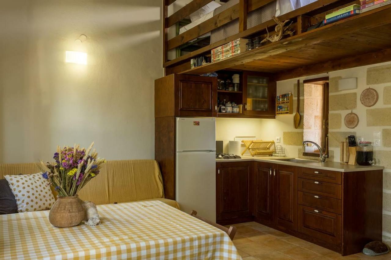 Holiday home The Carob Tree *