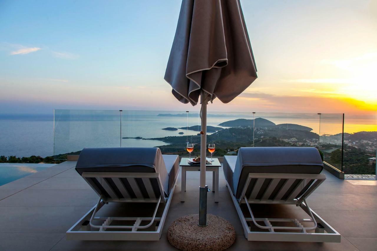 Sunset Villa *