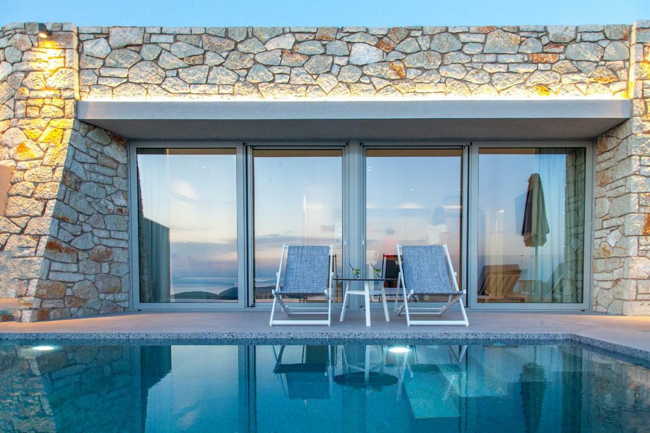 Sunset Villa