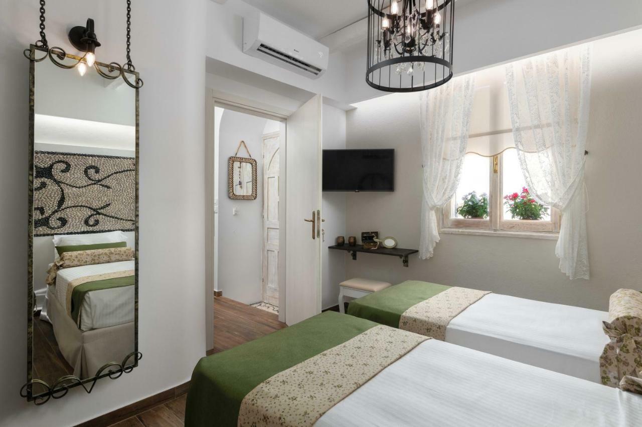 Casa Pietra Luxury Traditional House *