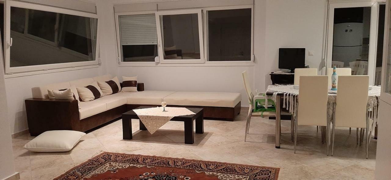 Chris Lux Holiday home