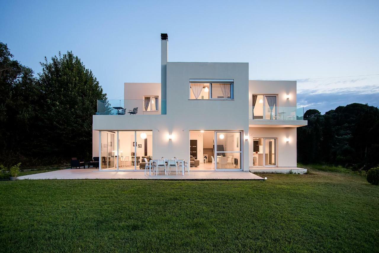 Hill House Villa